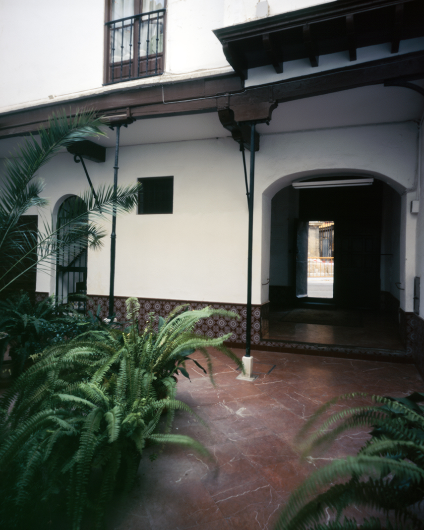 Pinhole color slide film 4x5" Fuji Provia 100F by Israel Caballero