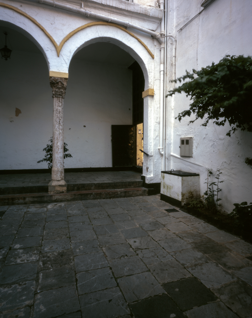 Fotografía estenopeica diapositiva color 4x5" Fuji Provia 100F. f:256 Pinhole color slide film 4x5" Fuji Provia 100F by Israel Caballero