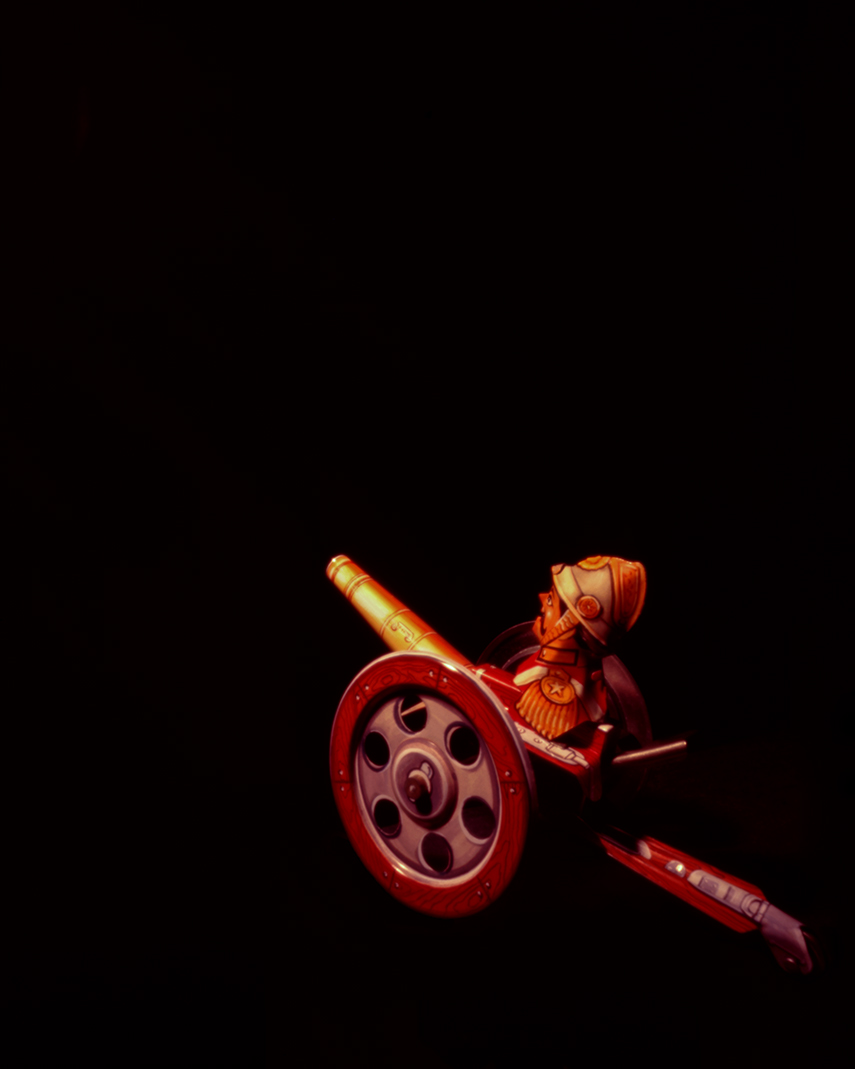 Pinhole color slide film 4x5" Fuji Provia 100F by Israel Caballero